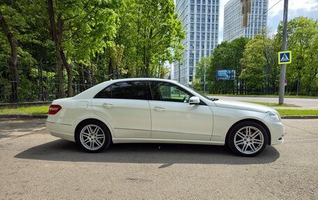 Mercedes-Benz E-Класс, 2011 год, 1 295 000 рублей, 4 фотография
