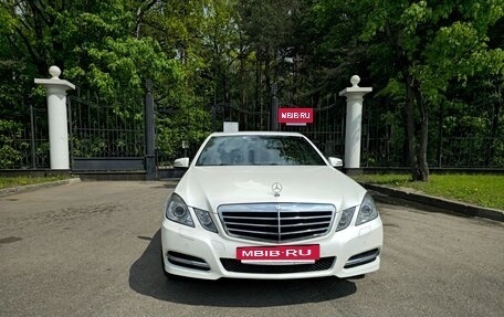 Mercedes-Benz E-Класс, 2011 год, 1 295 000 рублей, 2 фотография