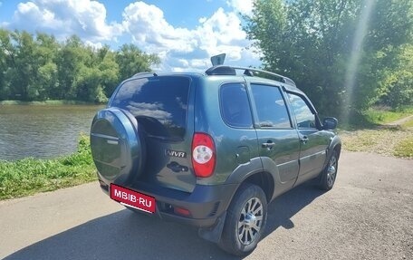 Chevrolet Niva I рестайлинг, 2016 год, 730 000 рублей, 3 фотография