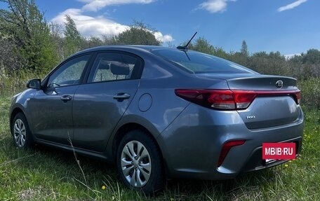 KIA Rio IV, 2017 год, 1 300 000 рублей, 4 фотография