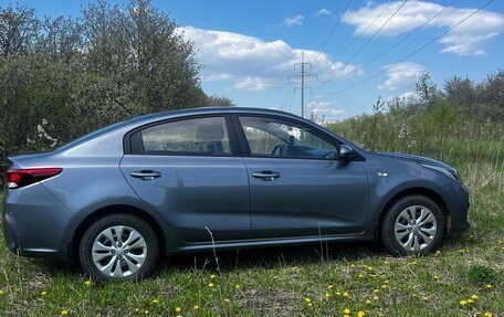KIA Rio IV, 2017 год, 1 300 000 рублей, 7 фотография