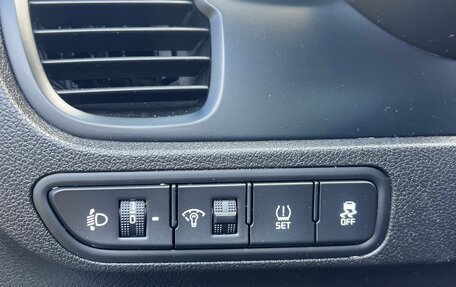 KIA Rio IV, 2017 год, 1 300 000 рублей, 14 фотография