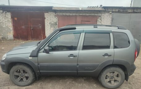 Chevrolet Niva I рестайлинг, 2018 год, 1 050 000 рублей, 20 фотография