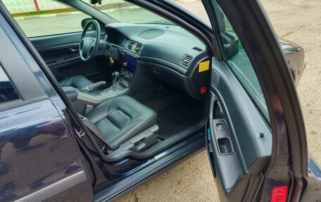 Volvo S80 II рестайлинг 2, 2001 год, 560 000 рублей, 3 фотография