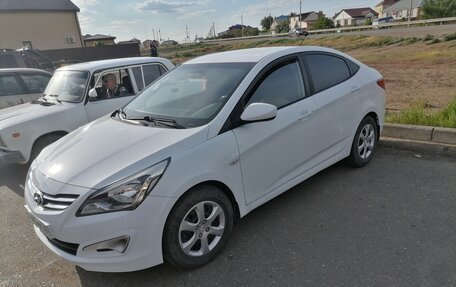 Hyundai Solaris II рестайлинг, 2015 год, 695 000 рублей, 5 фотография