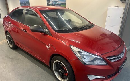 Hyundai Solaris II рестайлинг, 2015 год, 869 000 рублей, 3 фотография