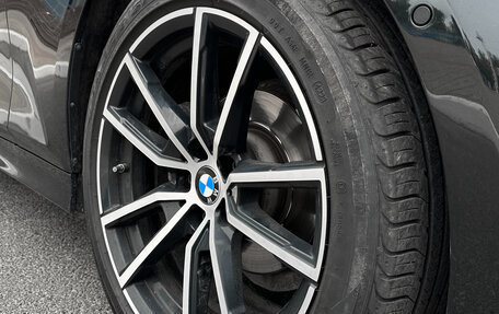 BMW 3 серия, 2019 год, 3 100 000 рублей, 14 фотография