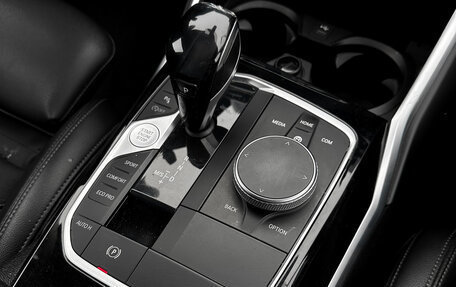 BMW 3 серия, 2019 год, 3 100 000 рублей, 19 фотография