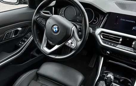 BMW 3 серия, 2019 год, 3 100 000 рублей, 16 фотография