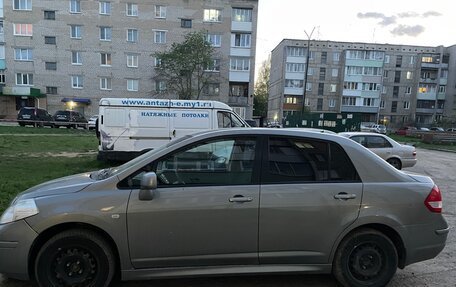 Nissan Tiida, 2012 год, 750 000 рублей, 3 фотография