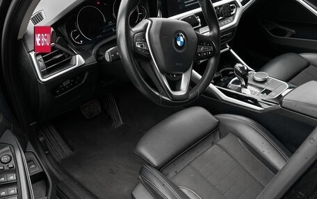 BMW 3 серия, 2019 год, 3 100 000 рублей, 26 фотография