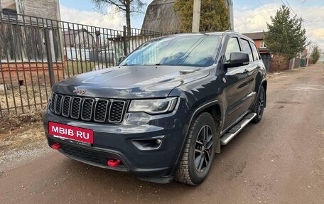 Jeep Grand Cherokee, 2017 год, 2 900 000 рублей, 18 фотография