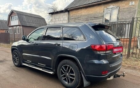 Jeep Grand Cherokee, 2017 год, 2 900 000 рублей, 23 фотография