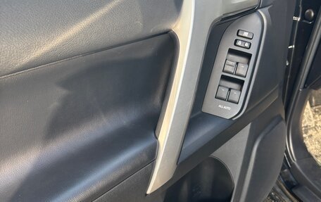 Toyota Land Cruiser Prado 150 рестайлинг 2, 2020 год, 7 350 000 рублей, 12 фотография