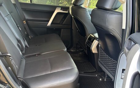 Toyota Land Cruiser Prado 150 рестайлинг 2, 2020 год, 7 350 000 рублей, 15 фотография
