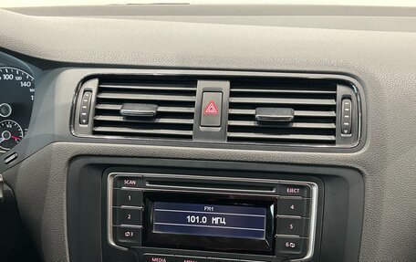 Volkswagen Jetta VI, 2014 год, 949 000 рублей, 18 фотография