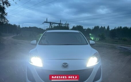 Mazda 3, 2011 год, 750 000 рублей, 2 фотография