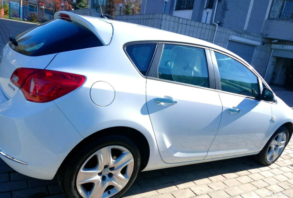 Opel Astra J рестайлинг, 2014 год, 950 000 рублей, 8 фотография