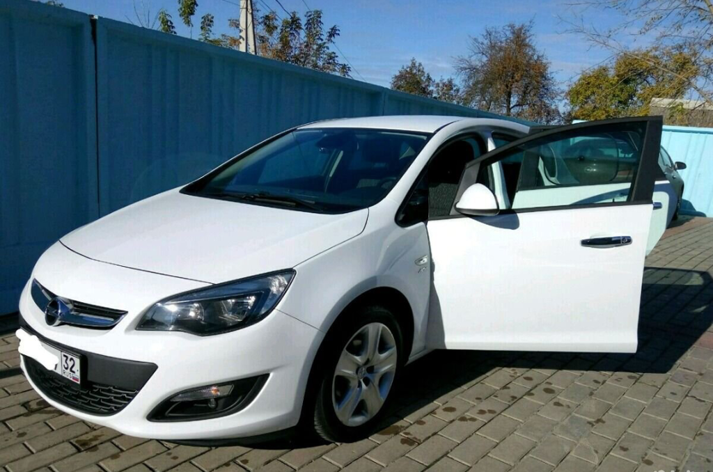 Opel Astra J рестайлинг, 2014 год, 950 000 рублей, 7 фотография
