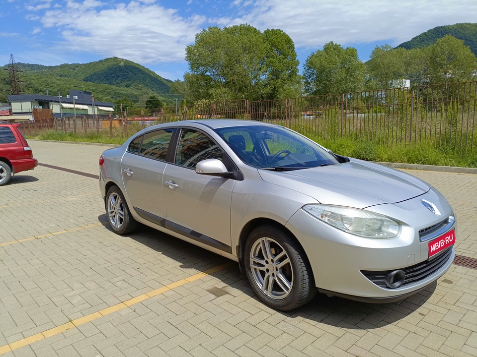 Renault Fluence Z.E, 2011 год, 599 000 рублей, 8 фотография