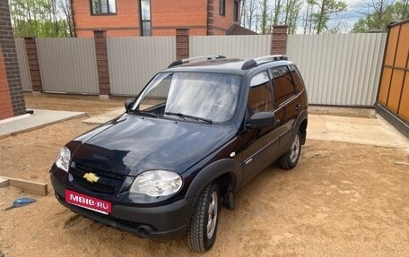 Chevrolet Niva I рестайлинг, 2013 год, 560 000 рублей, 1 фотография