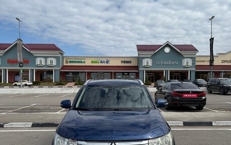 Mitsubishi Outlander III рестайлинг 3, 2014 год, 1 000 000 рублей, 1 фотография