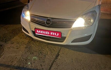 Opel Astra H, 2011 год, 550 000 рублей, 1 фотография