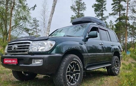 Toyota Land Cruiser 100 рестайлинг 2, 2003 год, 2 750 000 рублей, 1 фотография