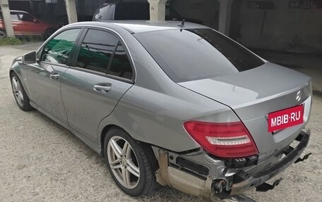 Mercedes-Benz C-Класс, 2011 год, 800 000 рублей, 4 фотография