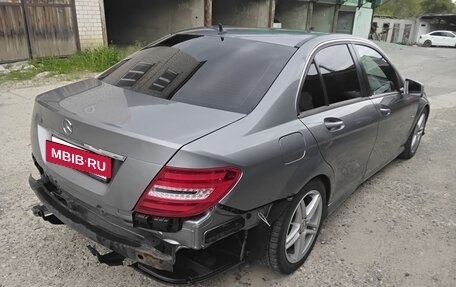 Mercedes-Benz C-Класс, 2011 год, 800 000 рублей, 5 фотография