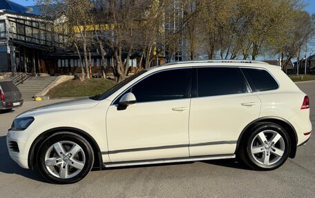 Volkswagen Touareg III, 2011 год, 2 480 000 рублей, 3 фотография