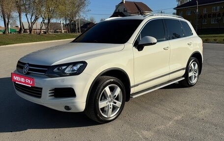 Volkswagen Touareg III, 2011 год, 2 480 000 рублей, 24 фотография