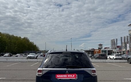 Mitsubishi Outlander III рестайлинг 3, 2014 год, 1 000 000 рублей, 7 фотография