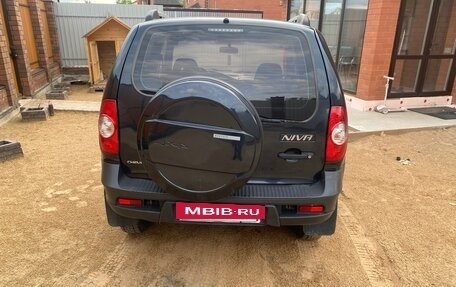 Chevrolet Niva I рестайлинг, 2013 год, 560 000 рублей, 6 фотография