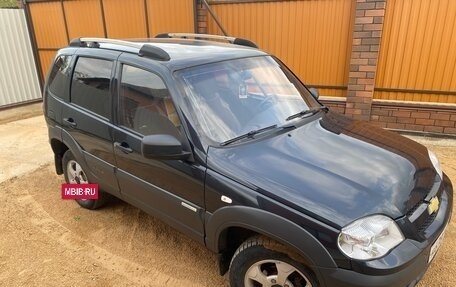 Chevrolet Niva I рестайлинг, 2013 год, 560 000 рублей, 2 фотография