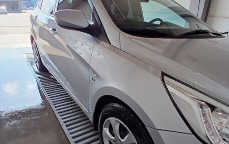 Hyundai Solaris II рестайлинг, 2013 год, 950 000 рублей, 2 фотография