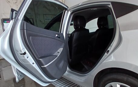 Hyundai Solaris II рестайлинг, 2013 год, 950 000 рублей, 12 фотография