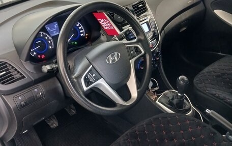 Hyundai Solaris II рестайлинг, 2013 год, 950 000 рублей, 6 фотография