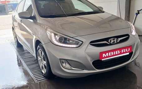 Hyundai Solaris II рестайлинг, 2013 год, 950 000 рублей, 15 фотография