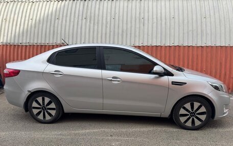 KIA Rio III рестайлинг, 2013 год, 849 000 рублей, 3 фотография