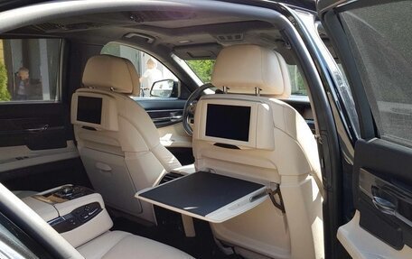 BMW 7 серия, 2011 год, 1 530 000 рублей, 10 фотография