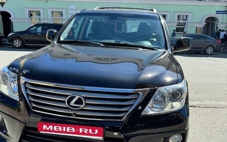 Lexus LX III, 2011 год, 3 750 000 рублей, 2 фотография