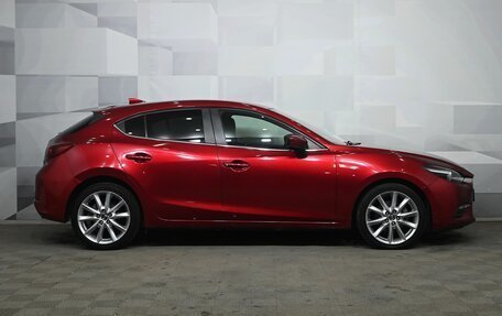 Mazda Axela, 2017 год, 1 380 000 рублей, 8 фотография