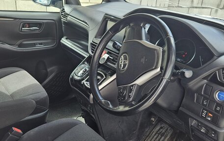 Toyota Esquire I, 2015 год, 1 990 000 рублей, 3 фотография