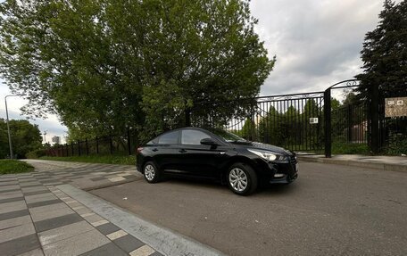 Hyundai Solaris II рестайлинг, 2017 год, 1 100 000 рублей, 6 фотография