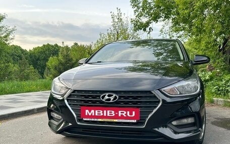 Hyundai Solaris II рестайлинг, 2017 год, 1 100 000 рублей, 8 фотография