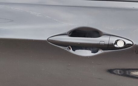 Hyundai Solaris II рестайлинг, 2011 год, 680 000 рублей, 8 фотография