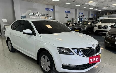 Skoda Octavia, 2019 год, 1 599 000 рублей, 5 фотография