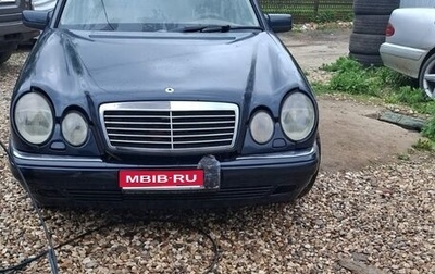 Mercedes-Benz E-Класс, 1999 год, 335 000 рублей, 1 фотография