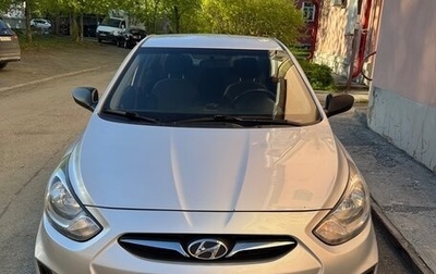 Hyundai Solaris II рестайлинг, 2013 год, 968 000 рублей, 1 фотография